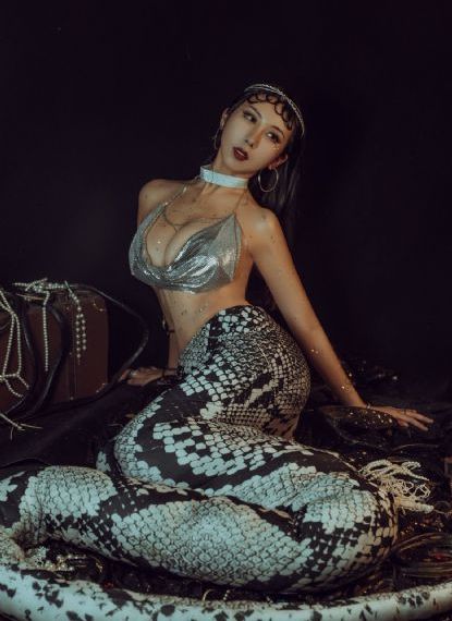 欧美高清大胆美女_国产剧电影完整版在线观看