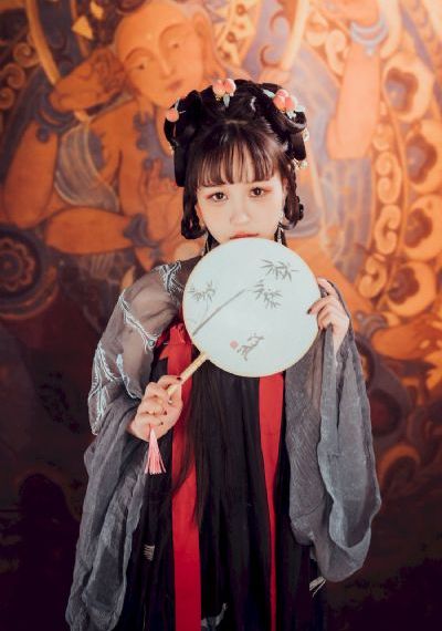 欧美丰臀表演_高清神马影院在线
