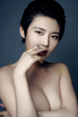 亚洲中文欧美另类图_4K免费在线播放